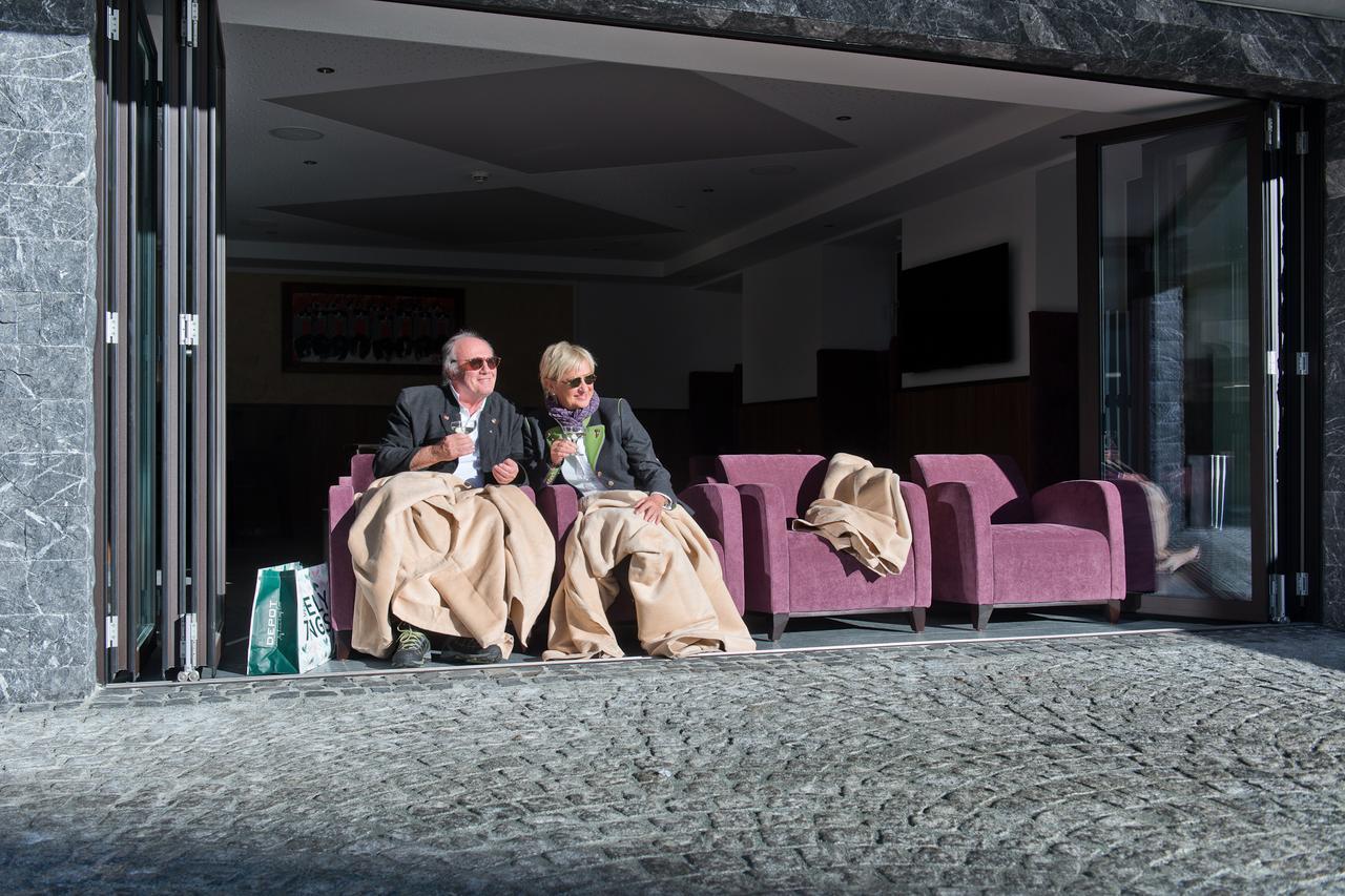 Hotel Neuwirt Zell am Ziller Dış mekan fotoğraf